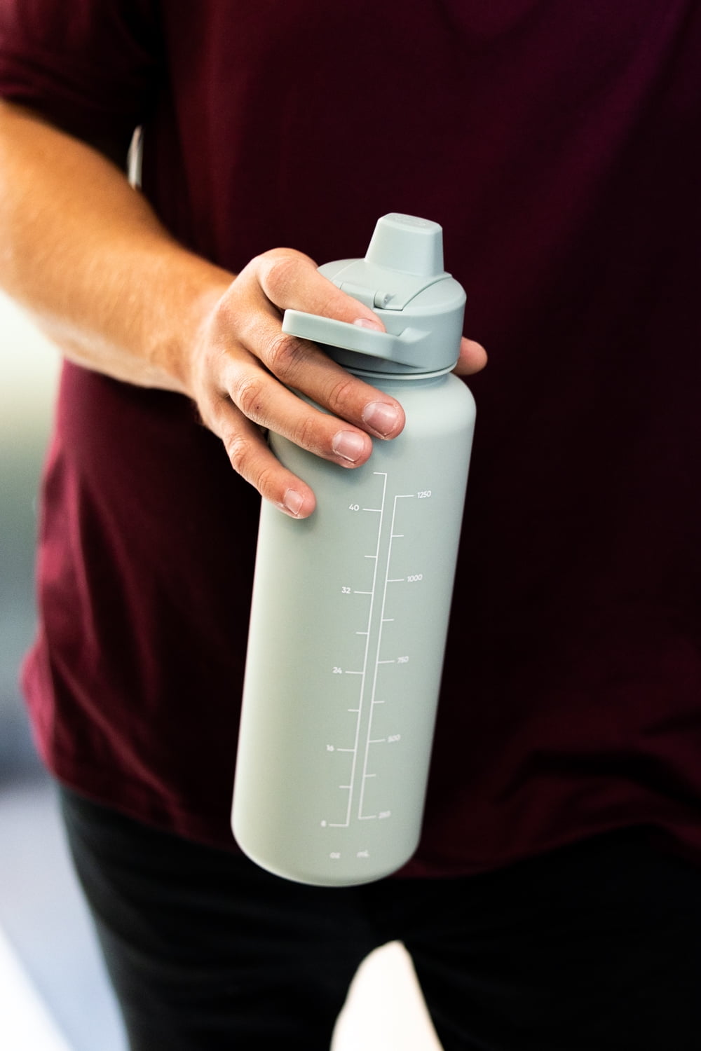 Simple Modern 48 fl oz Reusable Tritan Summit Water Bottle with Silicone Straw Lid|Seaglass Sage Edition-FNFC