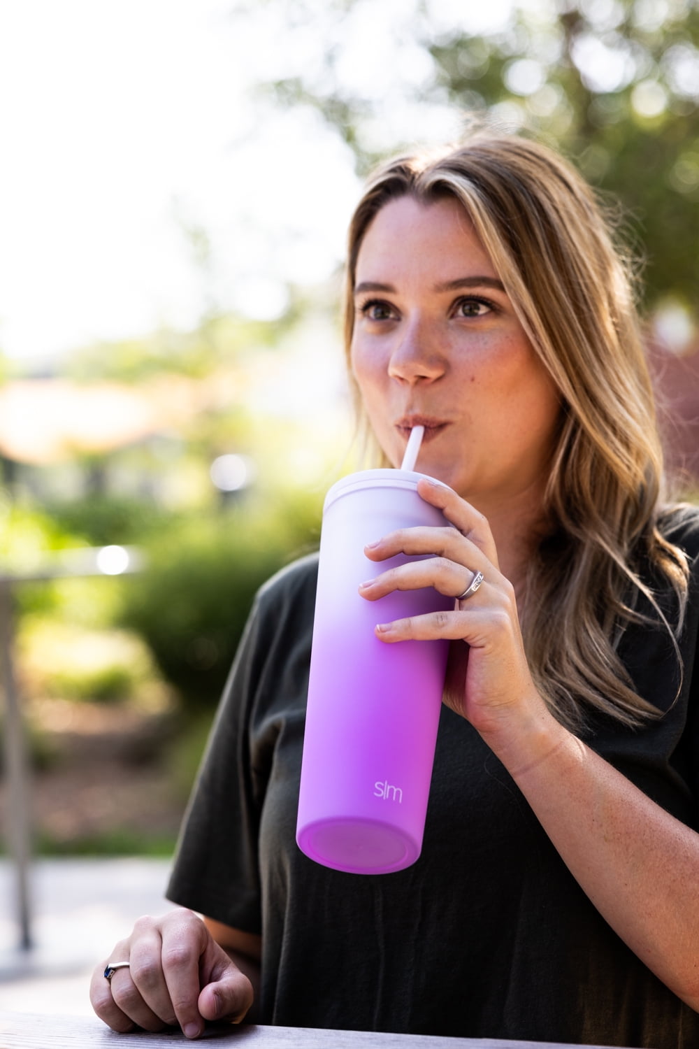 Simple Modern 24 fl oz Double Wall Plastic Classic Tumbler with Straw|Opalescent Edition-MHQ0
