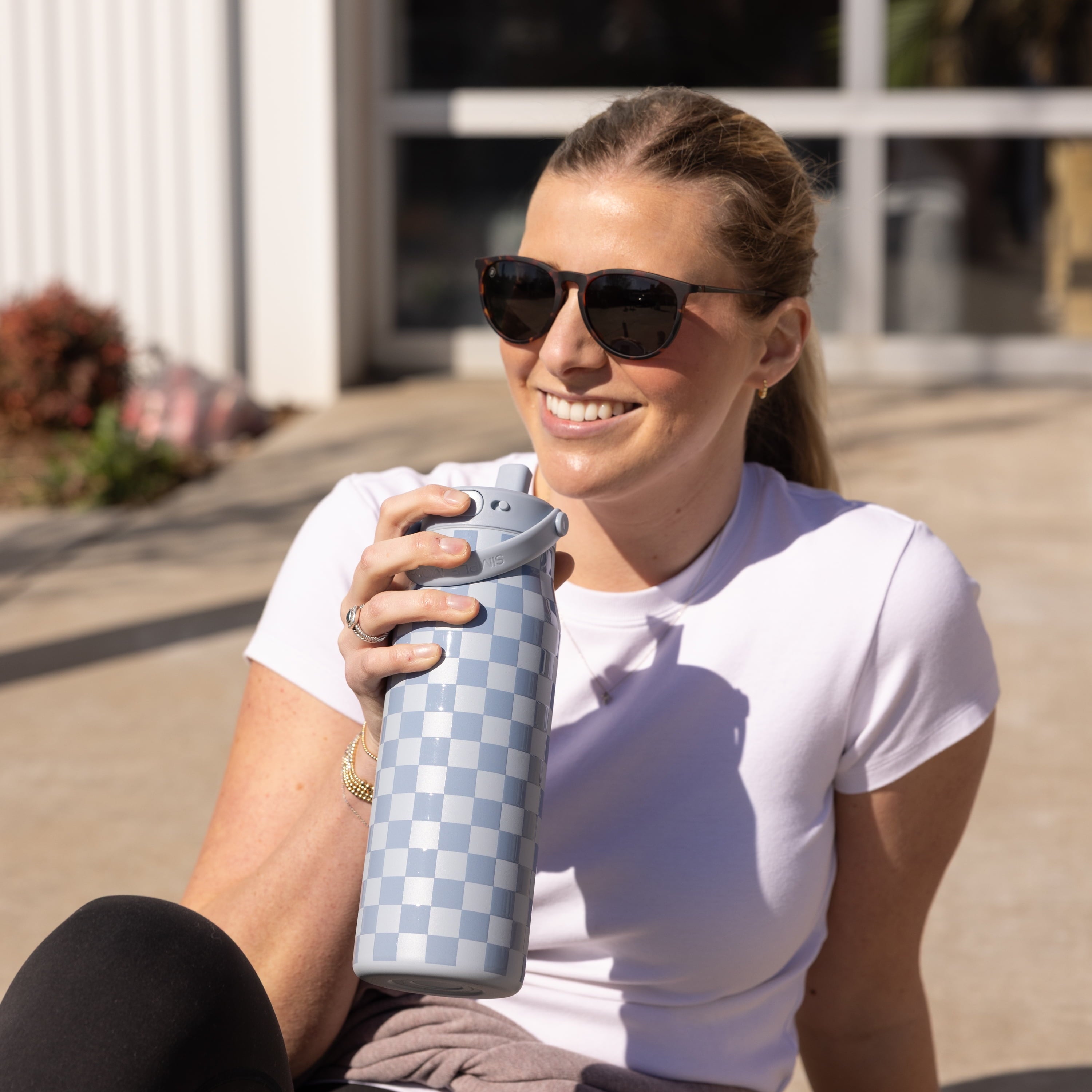 Simple Modern 34 fl oz Insulated Stainless Steel Mesa Wide Mouth Water Bottle with Handle and Push Button Straw Lid | Mystifying Blue Checkmate Edition-YYSP