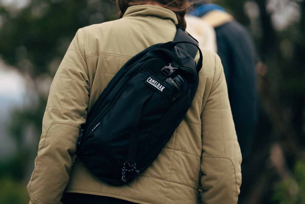 Camelbak Arete Sling 8, Deep Teal Edition-HWM8