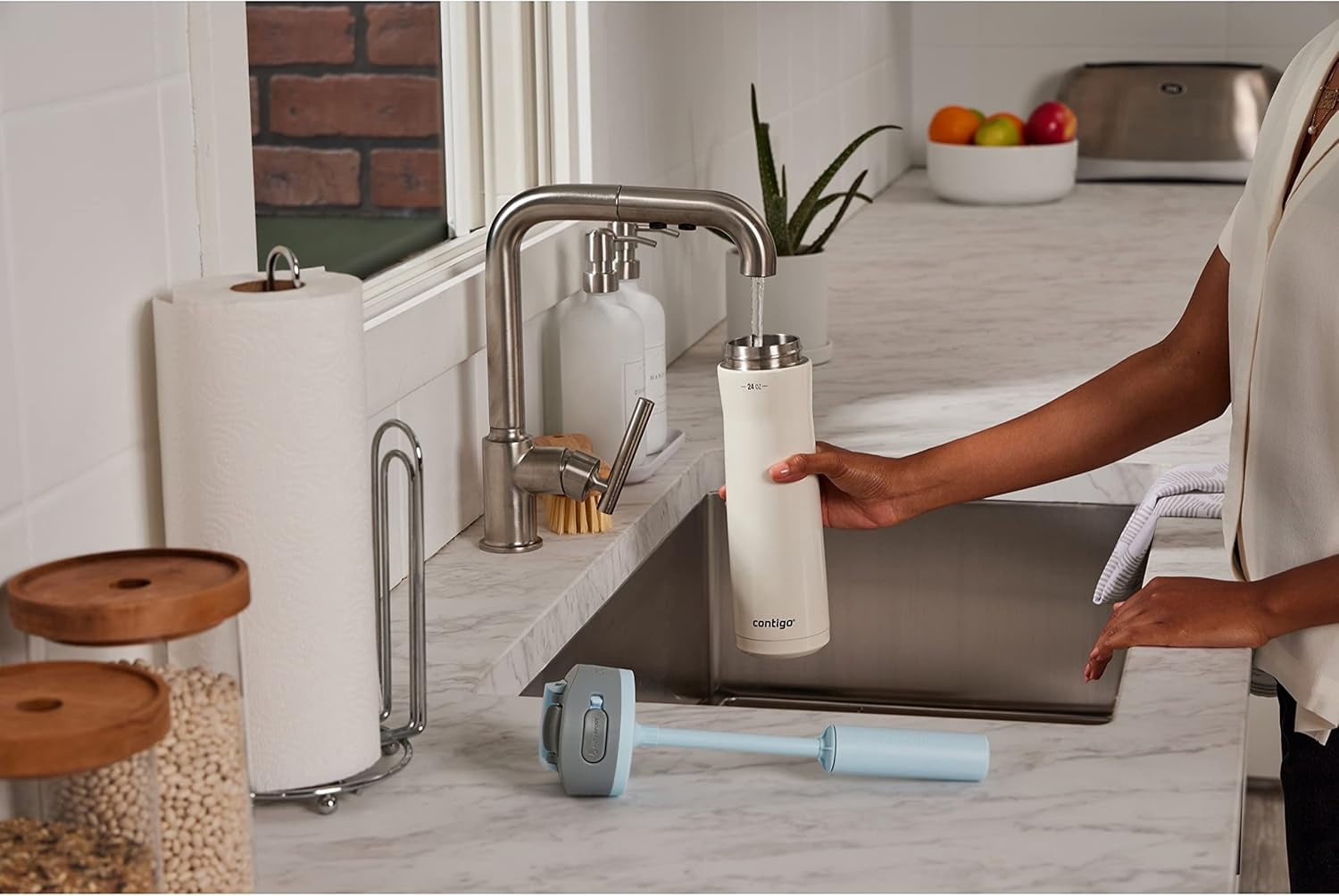 Contigo 24 oz. Wells Chill Stainless Steel Filter Water Bottle - Salt Edition-OLEV