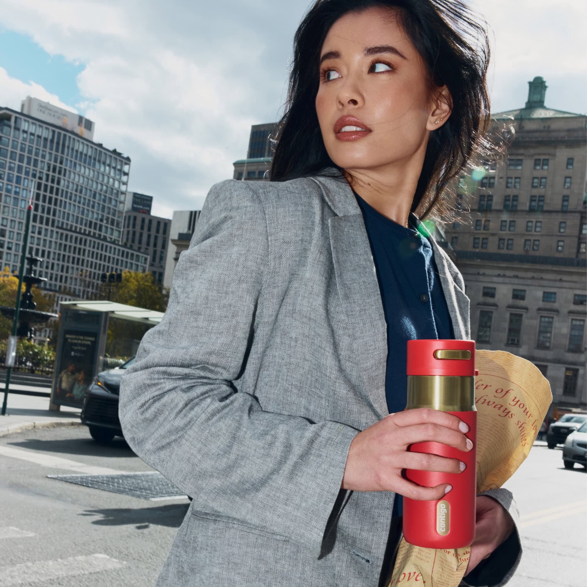 Contigo AutoSeal 16 oz Leakproof Water Bottle with Carrying Strap Edition-SMWH