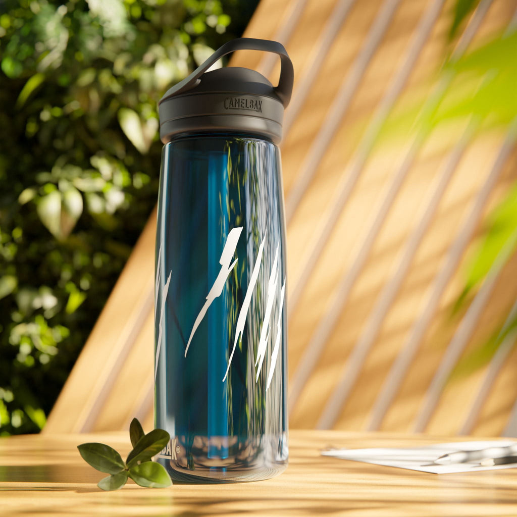 Effete Feline Claw Marks Scratch CamelBak Eddy®  Water Bottle, 20oz\25oz Edition-LNVV